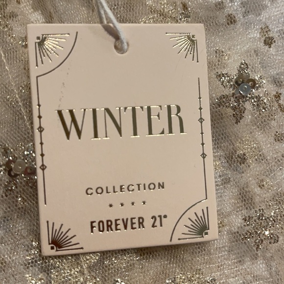 - Forever 21 sparkly holiday skirt. Nwt - Picture 5 of 12